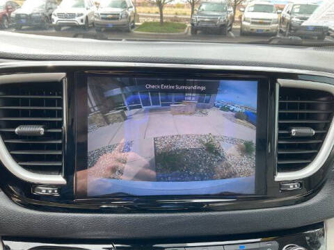 2021 Chrysler Pacifica Touring L
