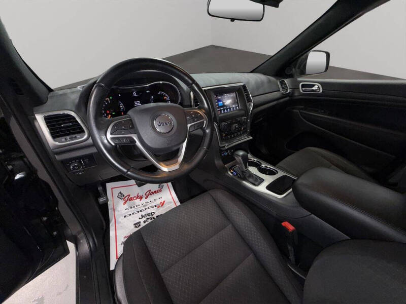 2021 Jeep Grand Cherokee Laredo E
