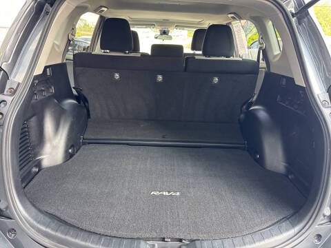 2017 Toyota RAV4 Hybrid XLE