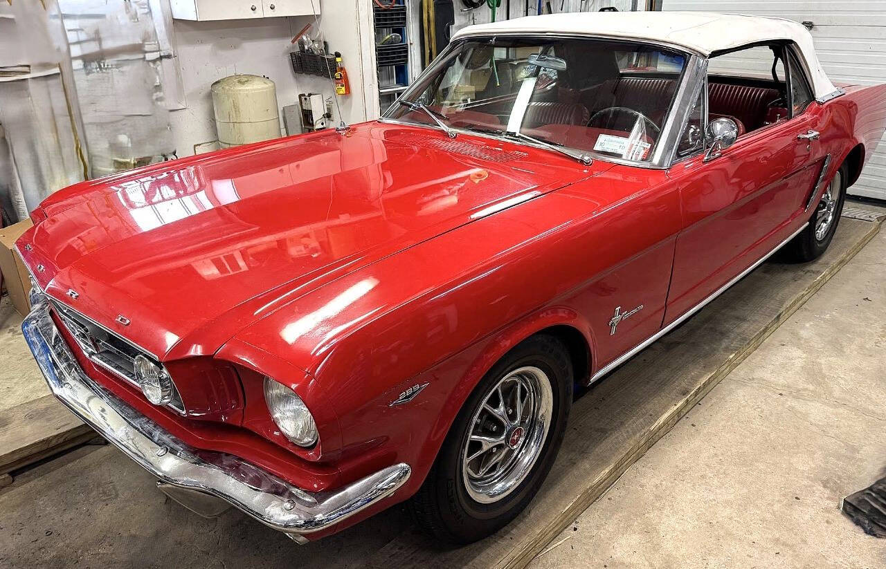 1965 Ford Mustang 1