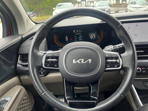 2025 Kia Carnival LXS