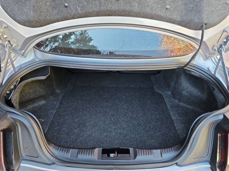 2022 Ford Mustang EcoBoost