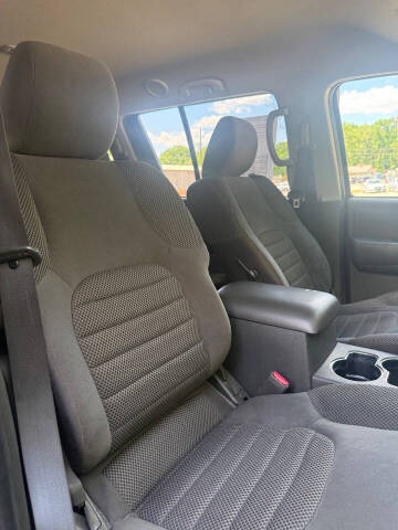 2012 Nissan Pathfinder SV