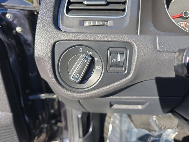 2020 Volkswagen Golf TSI