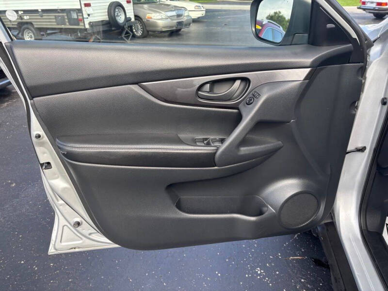 2019 Nissan Rogue S