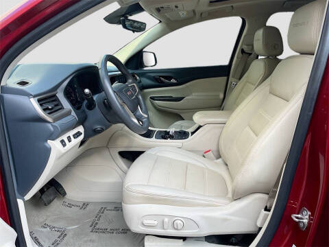 2022 GMC Acadia Denali