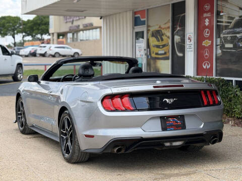 2020 Ford Mustang EcoBoost