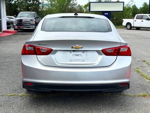 2017 Chevrolet Malibu LS