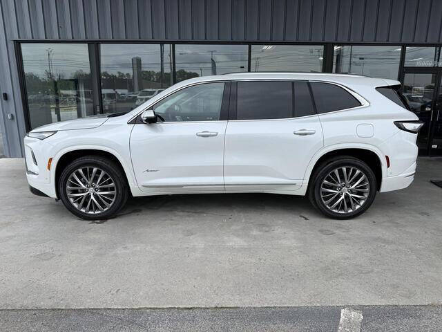 2025 Buick Enclave Avenir