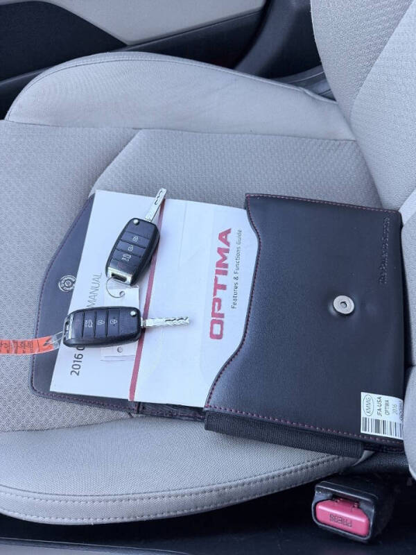 2016 Kia Optima LX