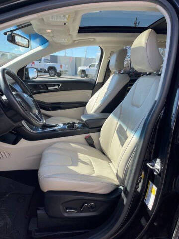 2016 Ford Edge Titanium