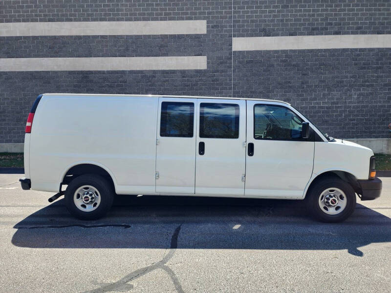 2016 GMC Savana 2500