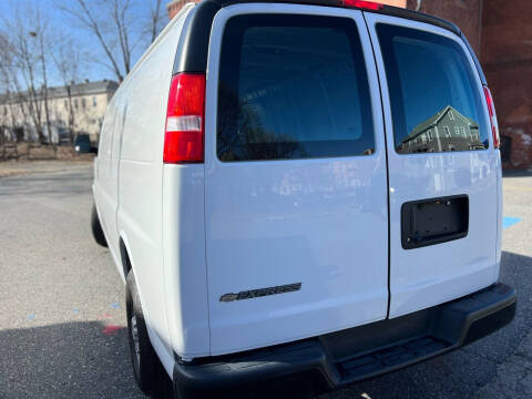 2020 Chevrolet Express 2500