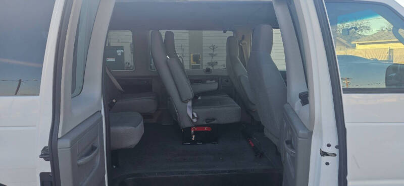 2009 Ford E-Series E-350 SD