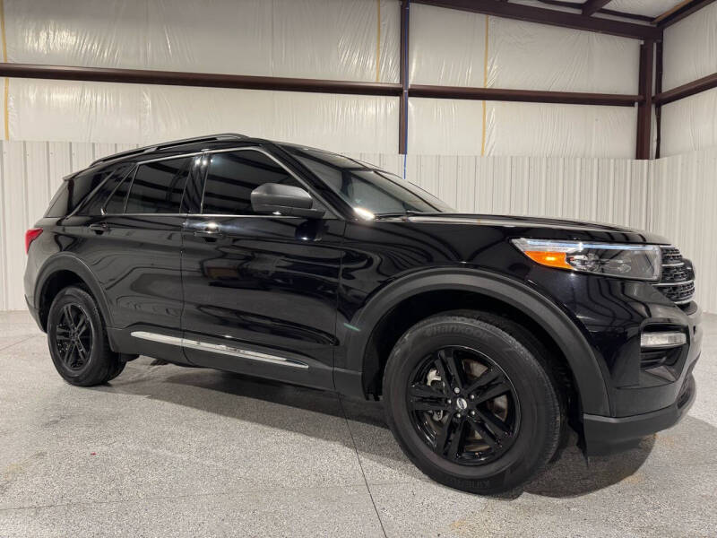 Ford Explorer's photo