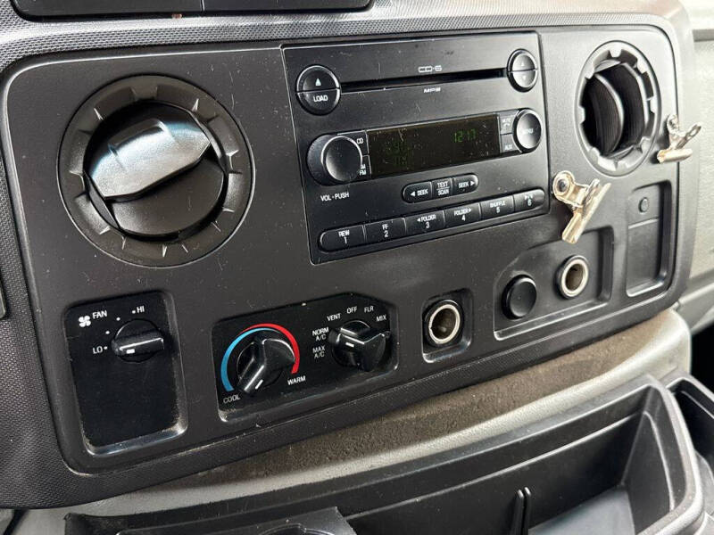 2009 Ford E-Series E-350 SD