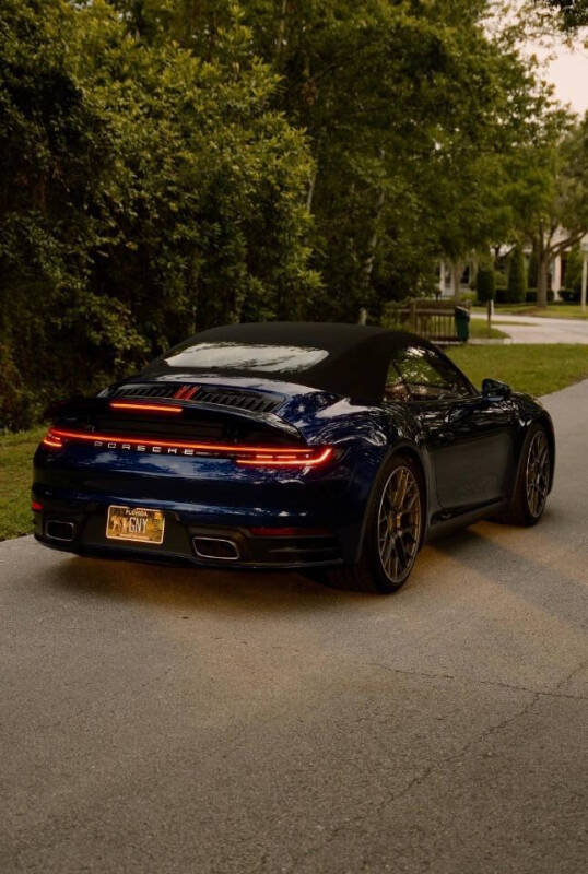 2021 Porsche 911 Carrera