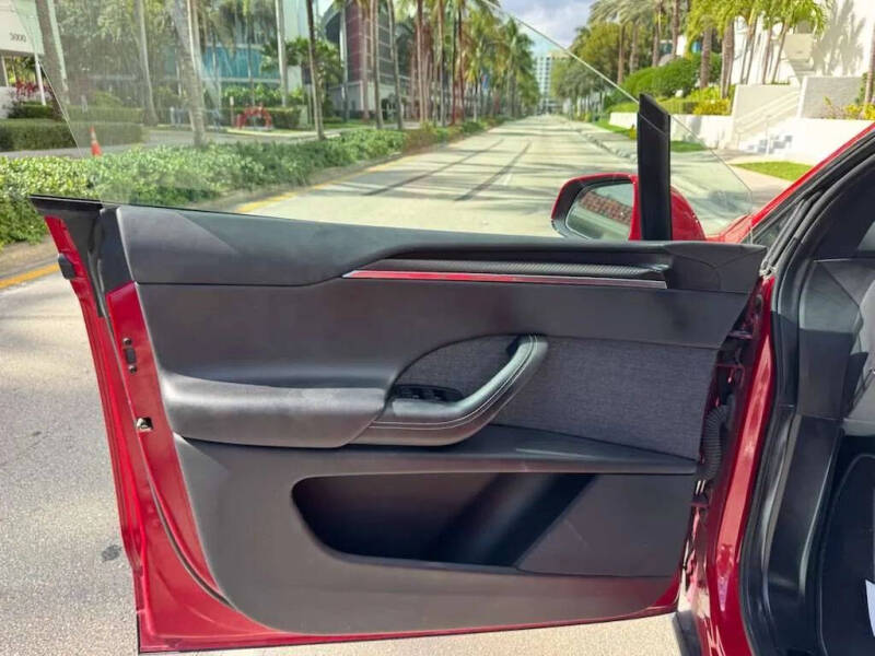 2023 Tesla Model X Plaid