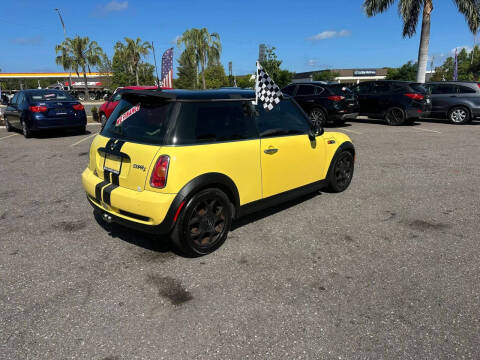 2004 MINI Cooper S