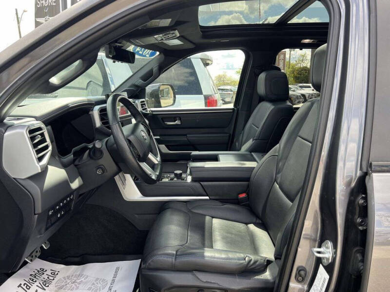 2024 Toyota Sequoia Platinum