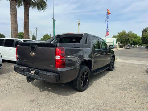 2011 Chevrolet Avalanche LT