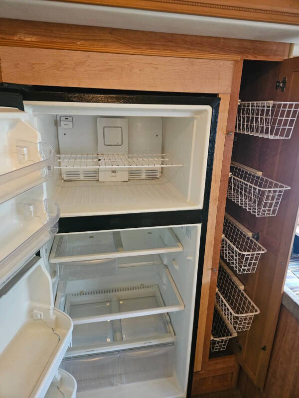 2008 Fleetwood RV Bounder 35E