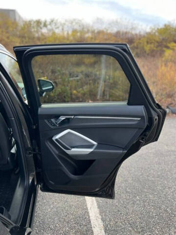 2021 Audi Q3 quattro S line Premium 45 TFSI