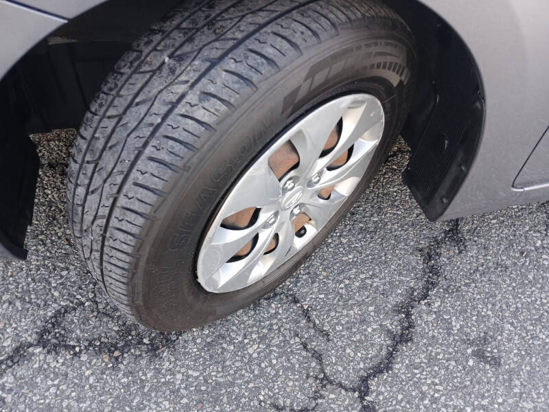 2017 Hyundai Accent SE