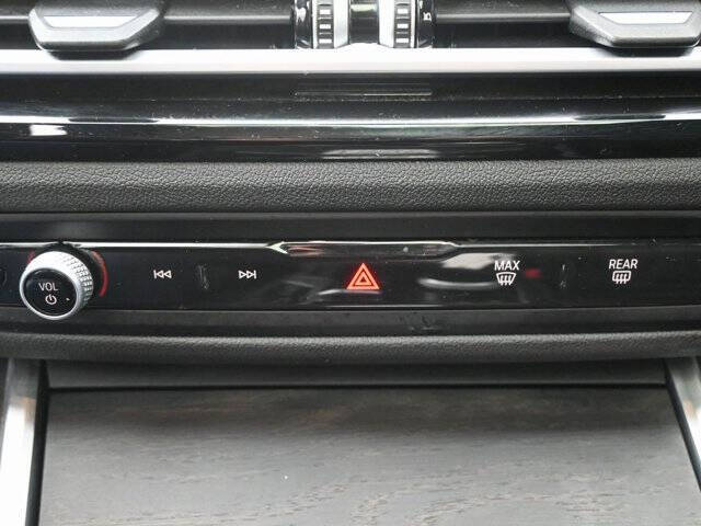 2024 BMW 3 Series 330i xDrive