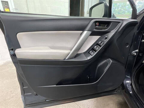 2016 Subaru Forester 2.5i