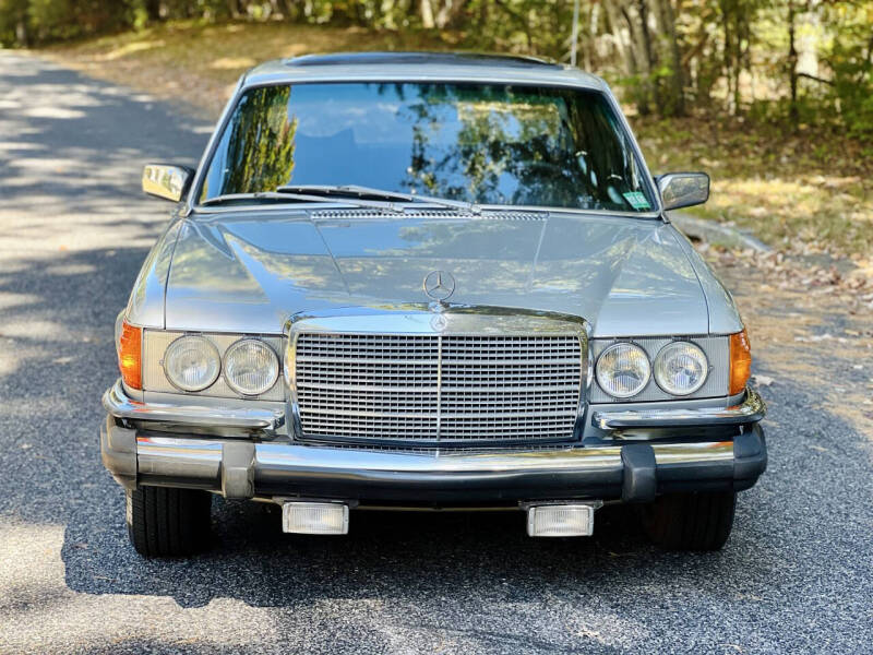 1975 Mercedes-Benz 400-Class