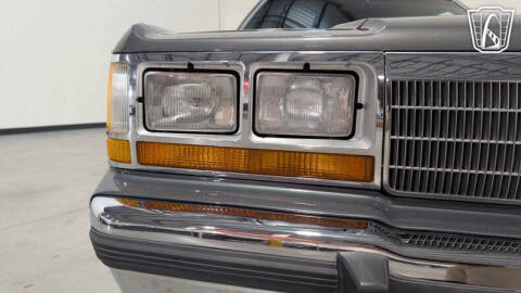 1988 Ford Crown Victoria