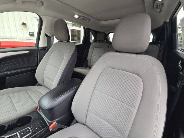 2021 Ford Escape Hybrid SE