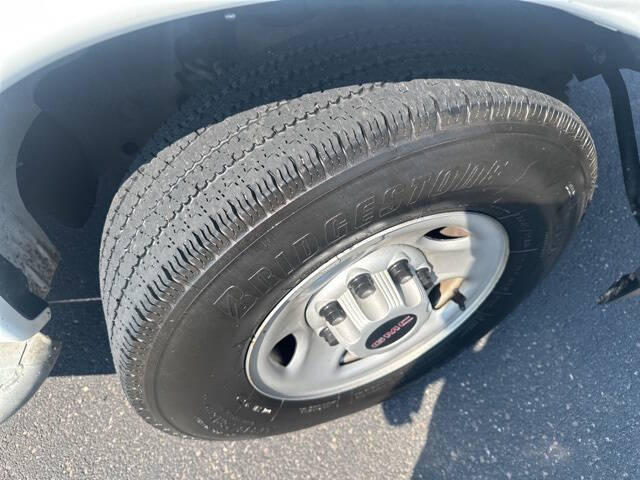 2023 GMC Savana 2500