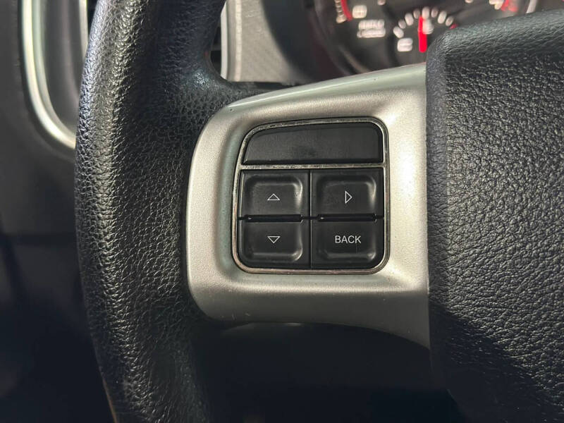 2013 Dodge Charger SE