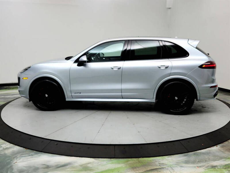 2016 Porsche Cayenne GTS
