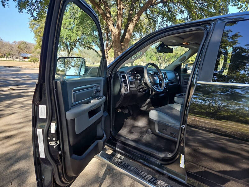 2017 RAM Ram 1500 Pickup Lone Star Silver photo 9