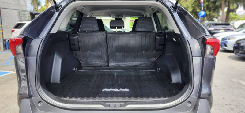 2022 Toyota RAV4 Hybrid LE