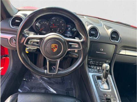 2021 Porsche 718 Boxster