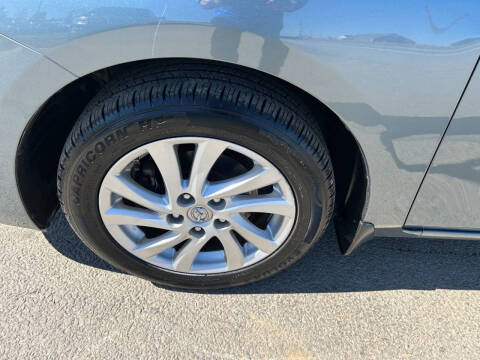 2012 Mazda MAZDA3 i Touring