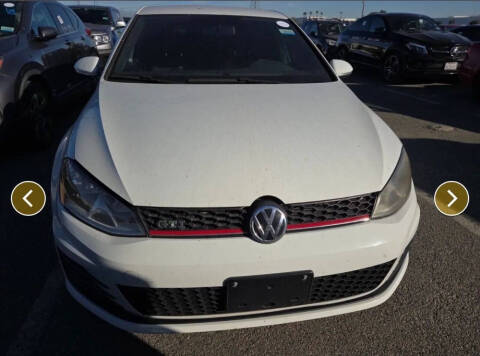 2017 Volkswagen Golf GTI S