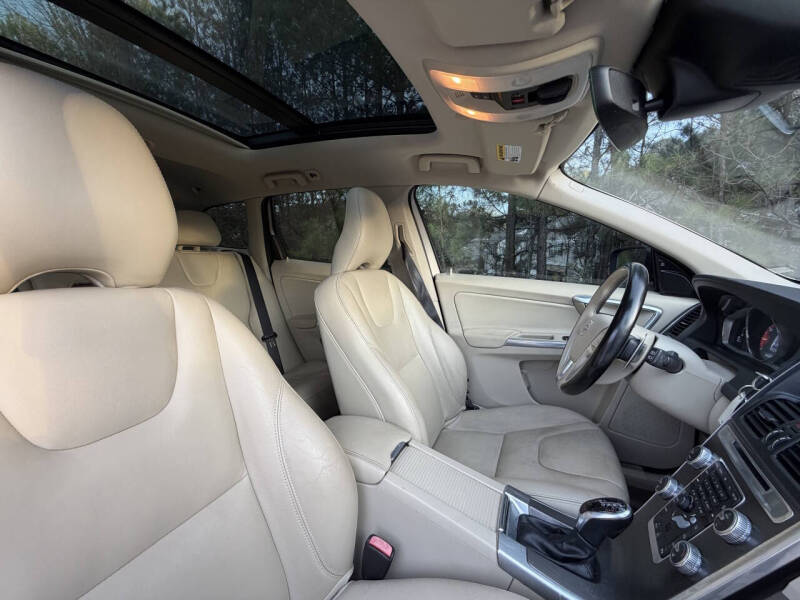 2015 Volvo XC60 T6 Drive-E
