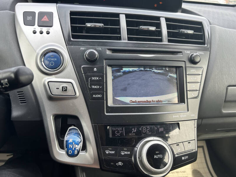 2012 Toyota Prius v Three