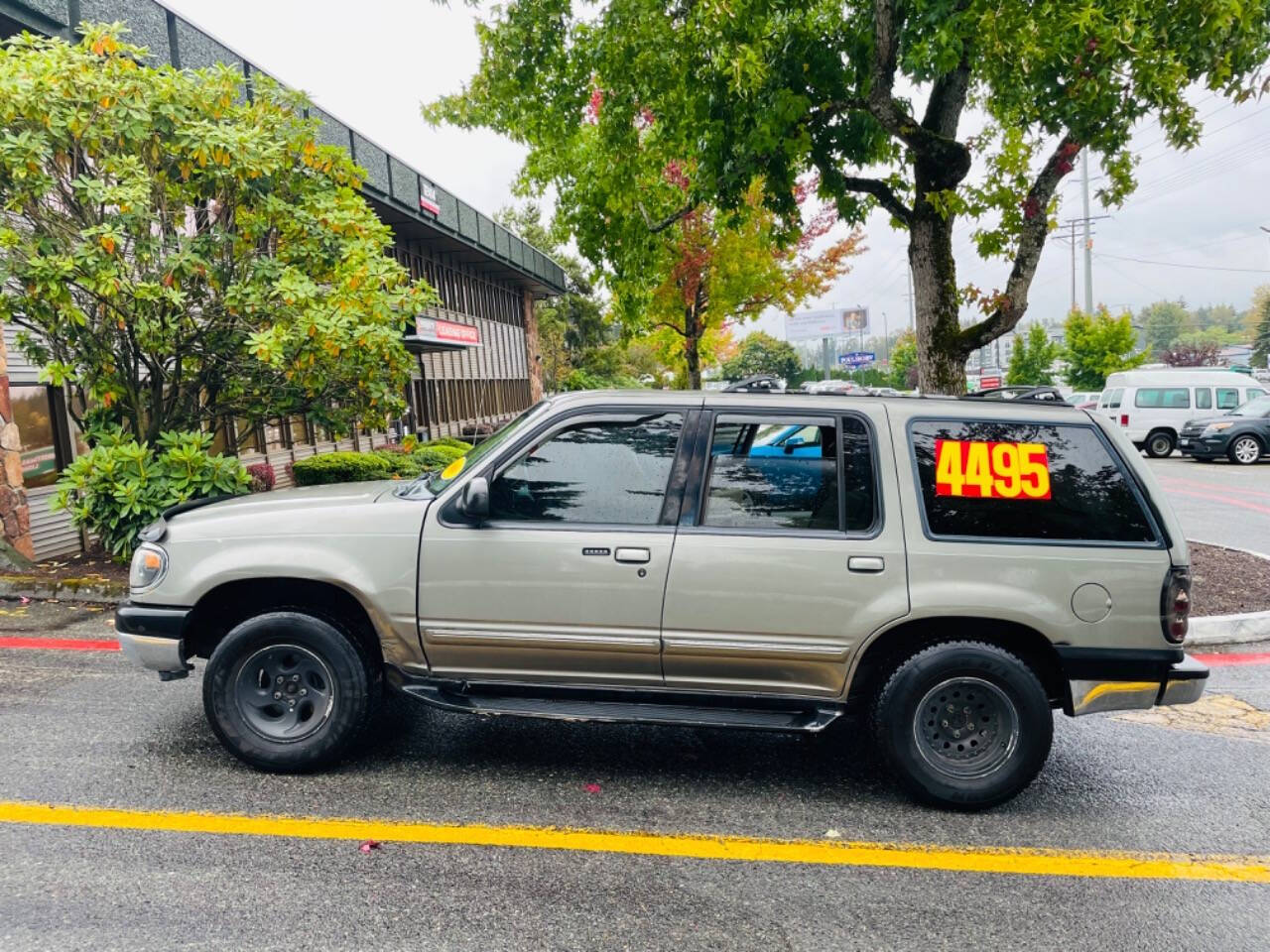 2000 Ford Explorer for sale at New Creation Auto Sales in Everett, WA