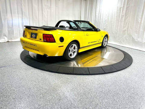 2004 Ford Mustang GT Deluxe