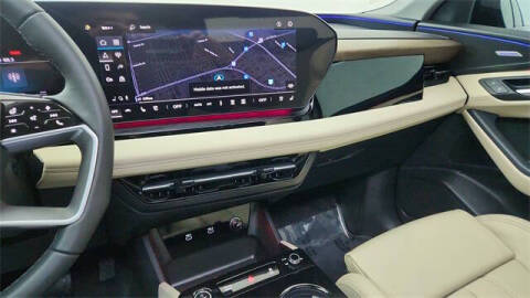 2025 Audi Q6 e-tron quattro Premium Plus