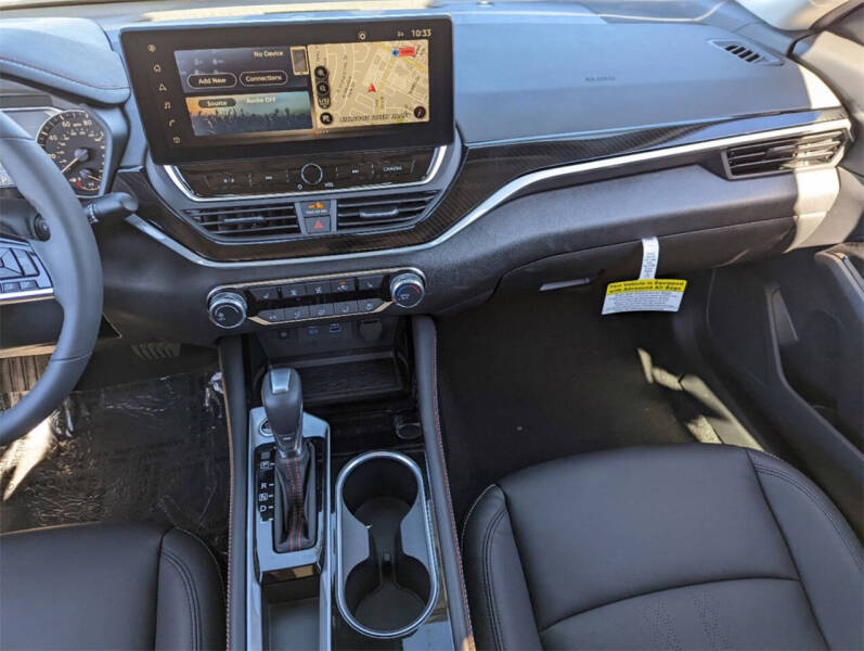 2025 Nissan Altima 2.5 SR