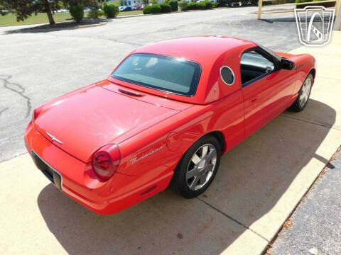 2002 Ford Thunderbird Deluxe