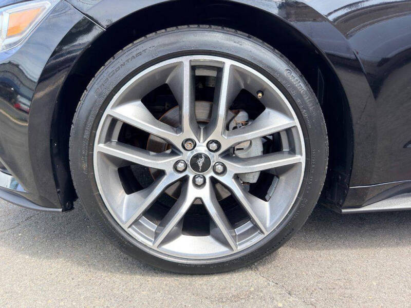 2017 Ford Mustang EcoBoost Premium
