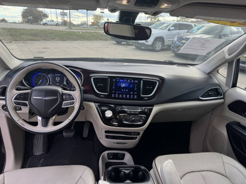 2017 Chrysler Pacifica Limited